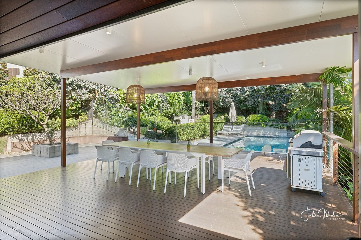 Pacific View – Steps to Coolum beach, Pets on app