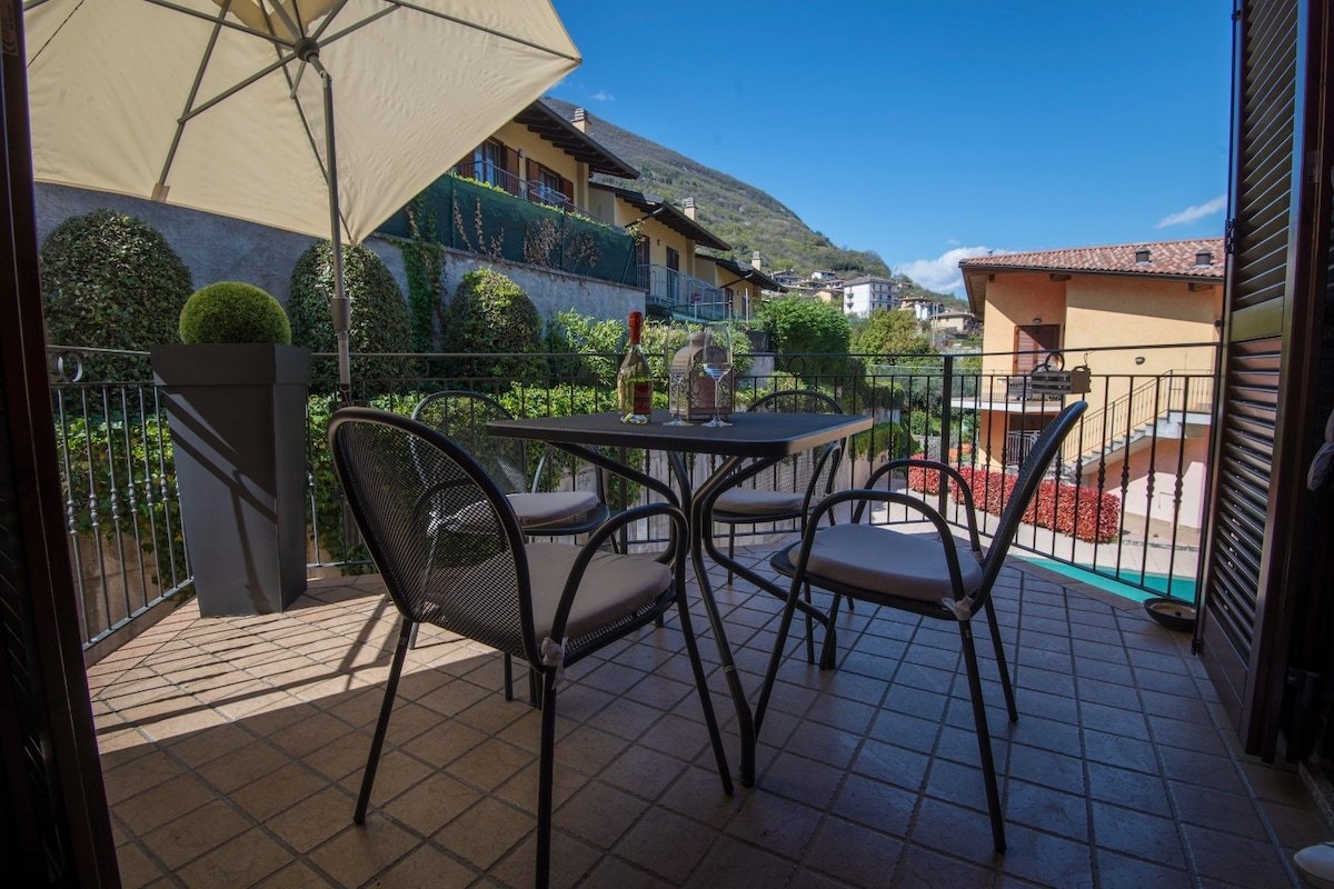 Casa Lago – Luxury apartment. Large swimming pool. gallery image 4