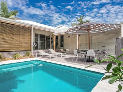 Kingsley Palms – Family Abode Walk to Town