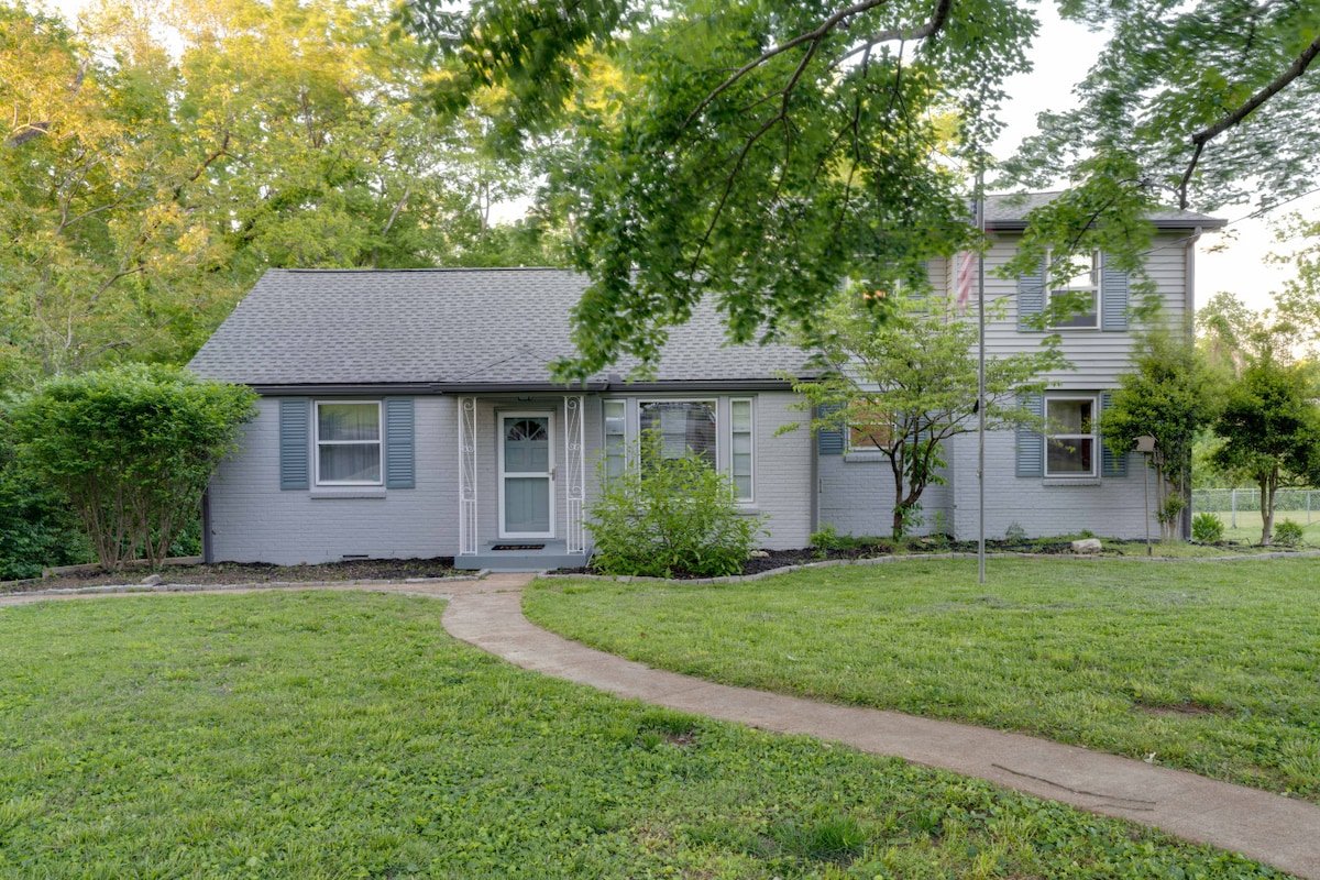 NEW Playground – Hot Tub|Games|Pool|Broadway Buzz gallery image 3