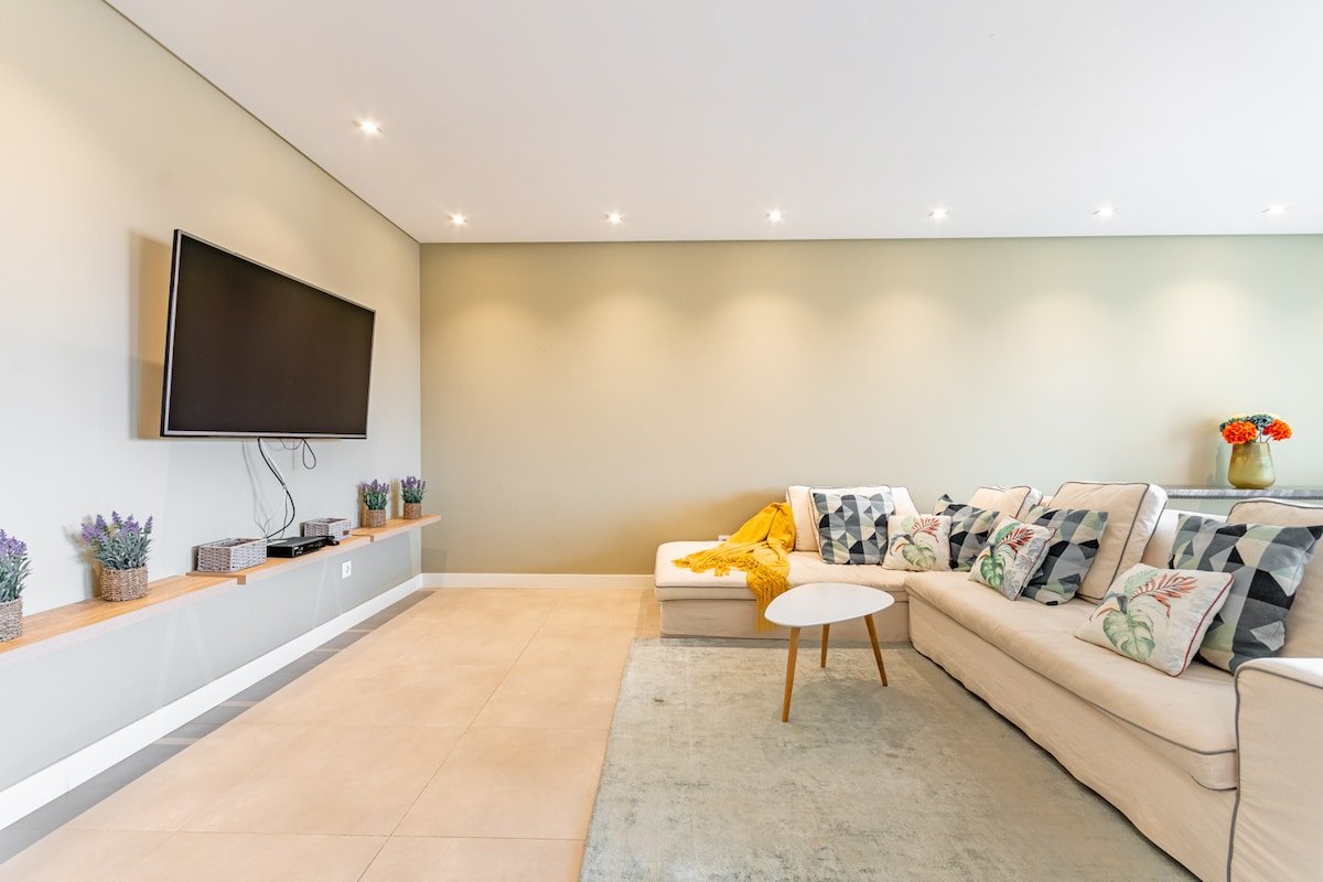 Khall sea view duplex gallery image 3