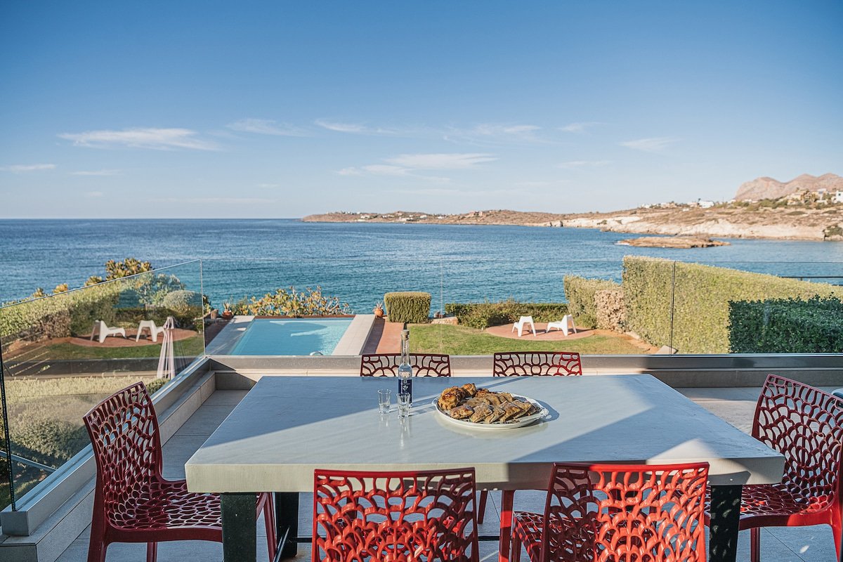 Villa Niba-Just a breath from the Sea! gallery image 5