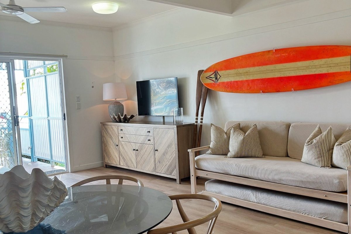 Tangalooma Beachfront Villa 18 – Air Conditioned gallery image 4