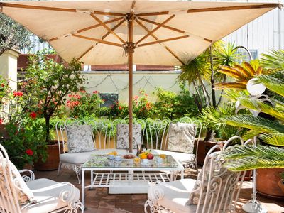 TreasureRome Daphne Terrace Suite 2br