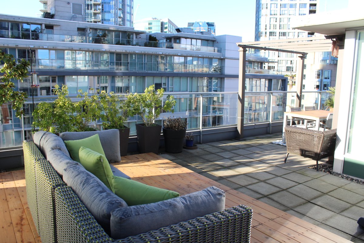 Downtown Penthouse-Loft-Private Rooftop Patio
