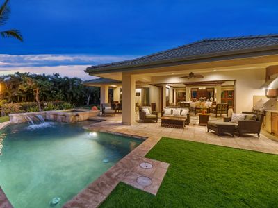 Outstanding 4BR Family Home with Pool, Hot Tub!