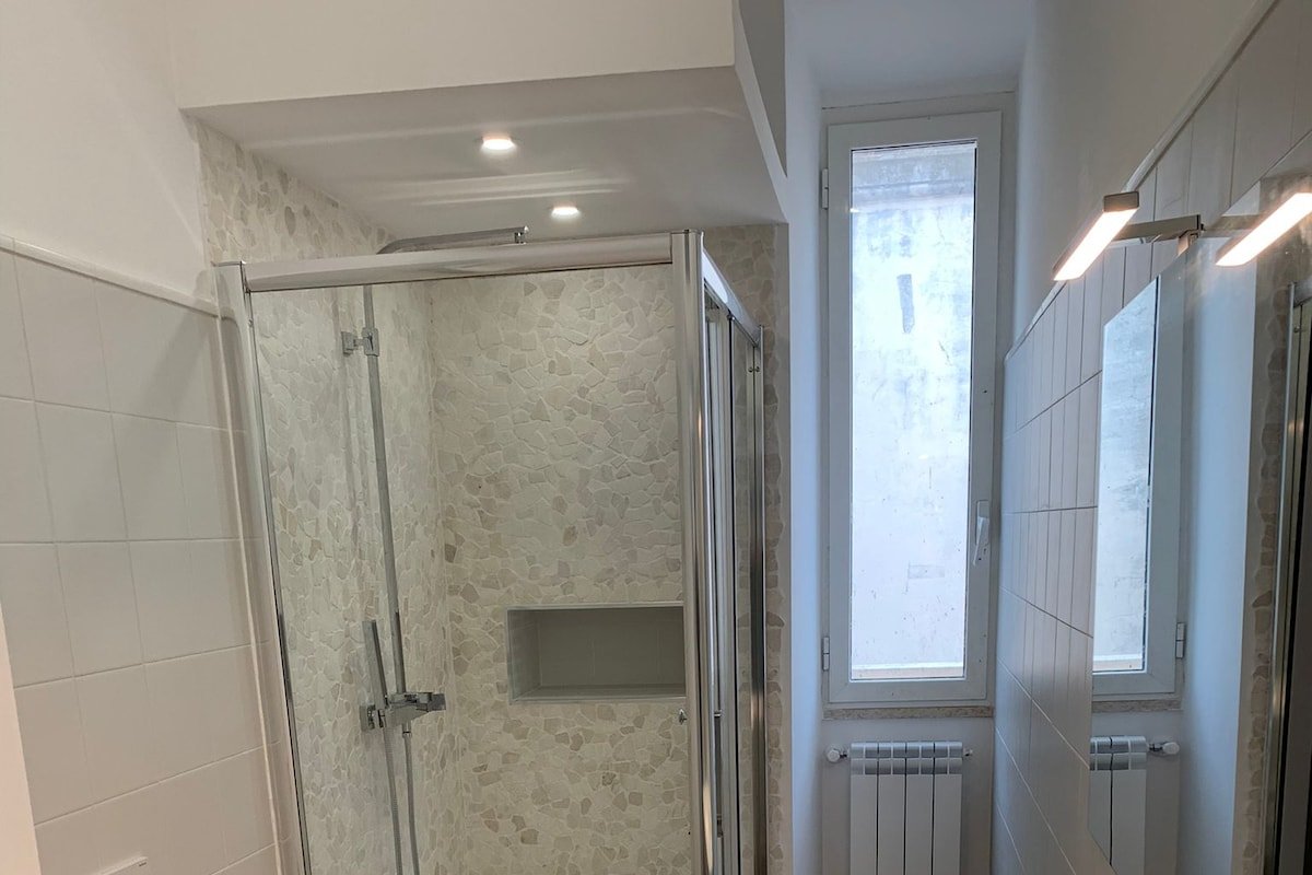 Central Rome San Lorenzo gallery image 4