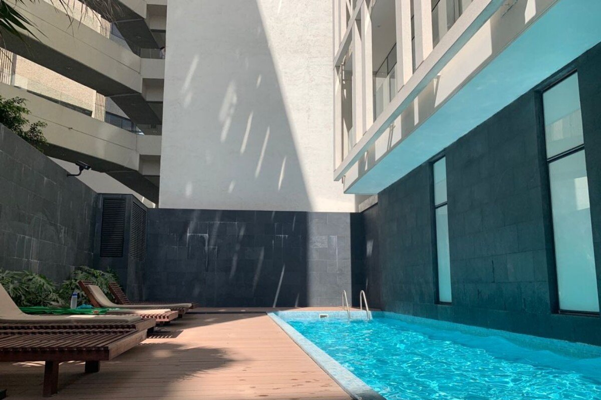 Contemporary Apt in 10th floor w/amazing amenities gallery image 4