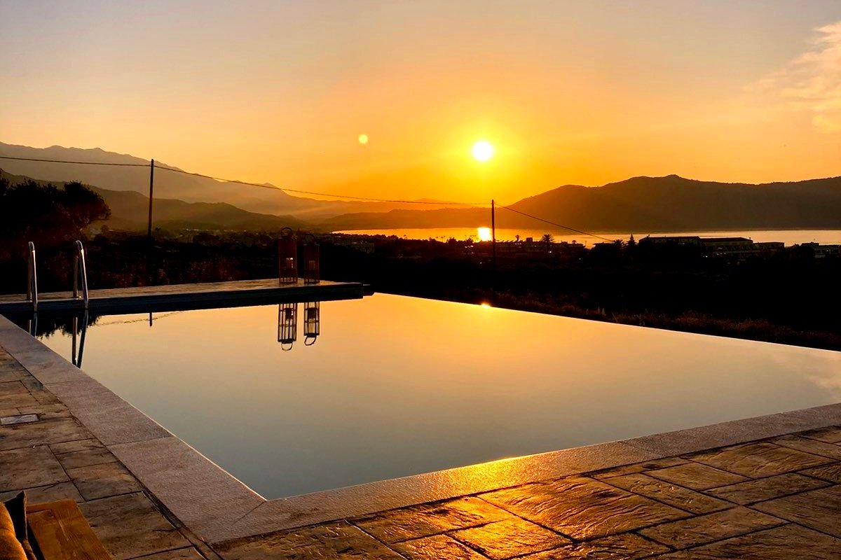 Blue Harmony villa sea view with heated pool