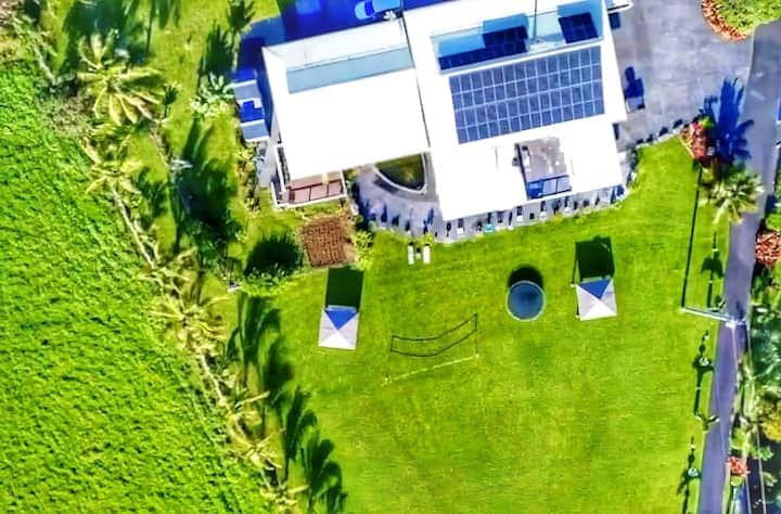 Hawaii Wellness Retreat | Private Waterfall Estate gallery image 5