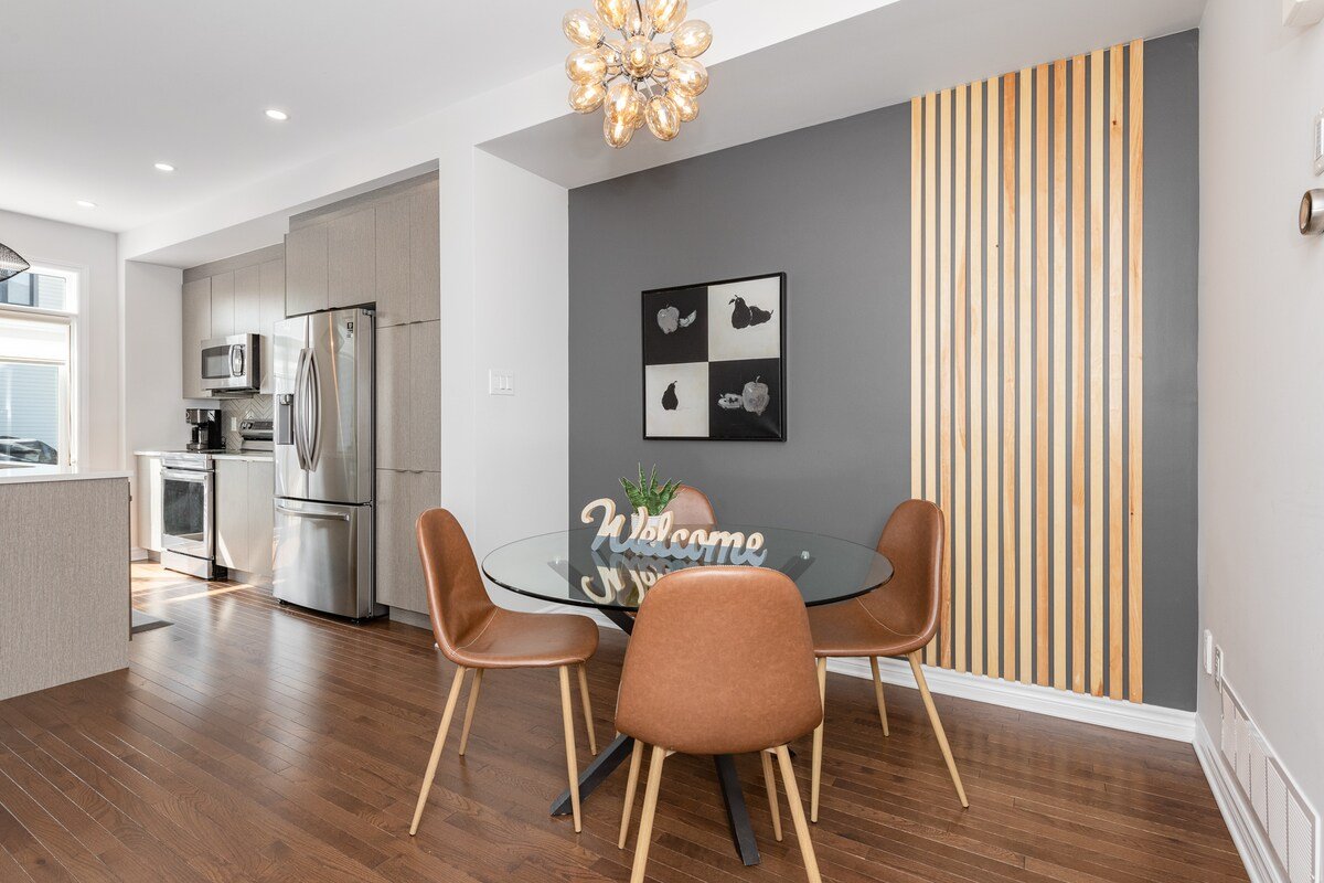 The Mustard Den : 10mins airport 23mins DT gallery image 4