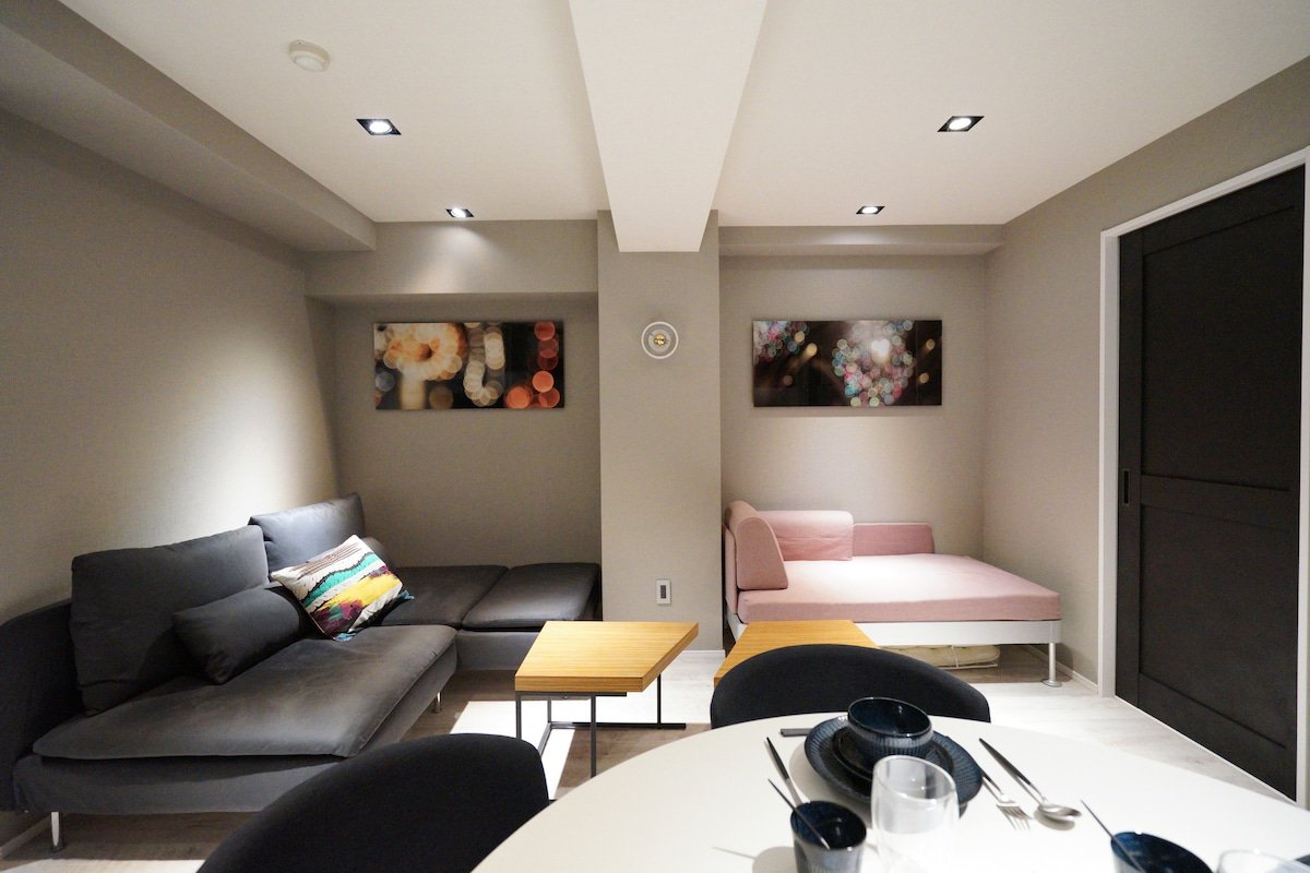 Real Life KUDANSHITA chic 2-bedroom/6pax/3mins sub gallery image 2