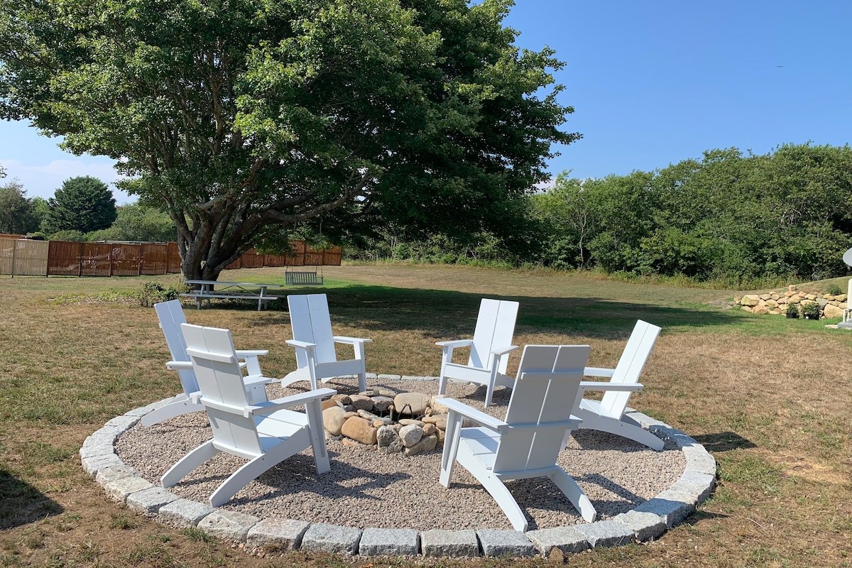 Clean & Newly Renovated 4BR w/Hot tub & AC ❂ gallery image 4