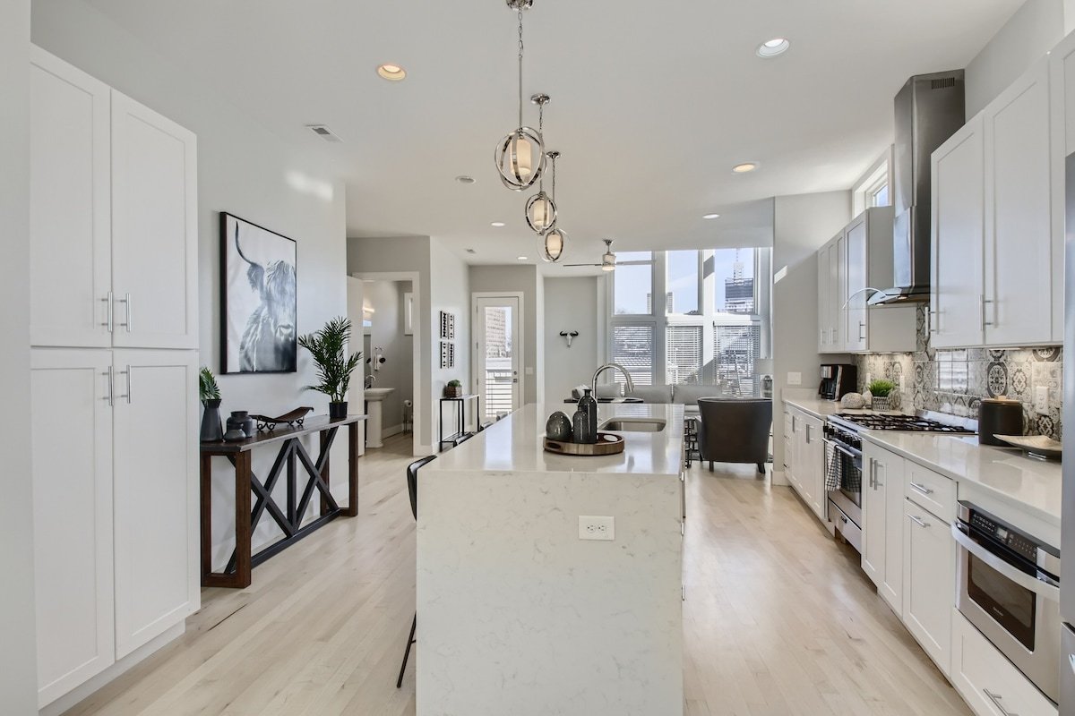 3 – Downtown VIEWS – The Music City Collection gallery image 4