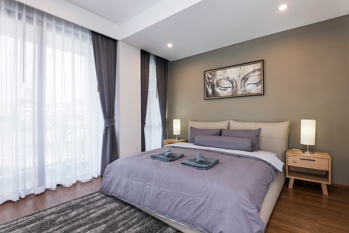 2 Storey Penthouse with Roof-Top Pool in Thonglor gallery image 5