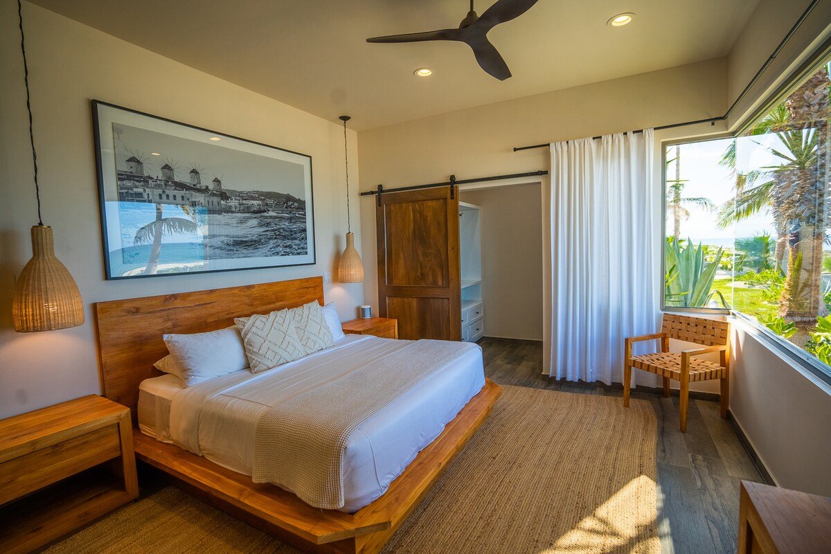 Onda Beachfront Estate with Private Chef & Butler gallery image 4