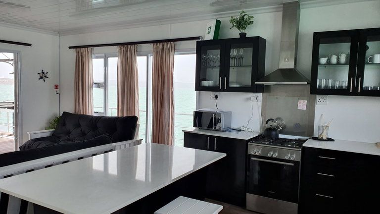 Kraalbaai House Boats Eve Houseboat