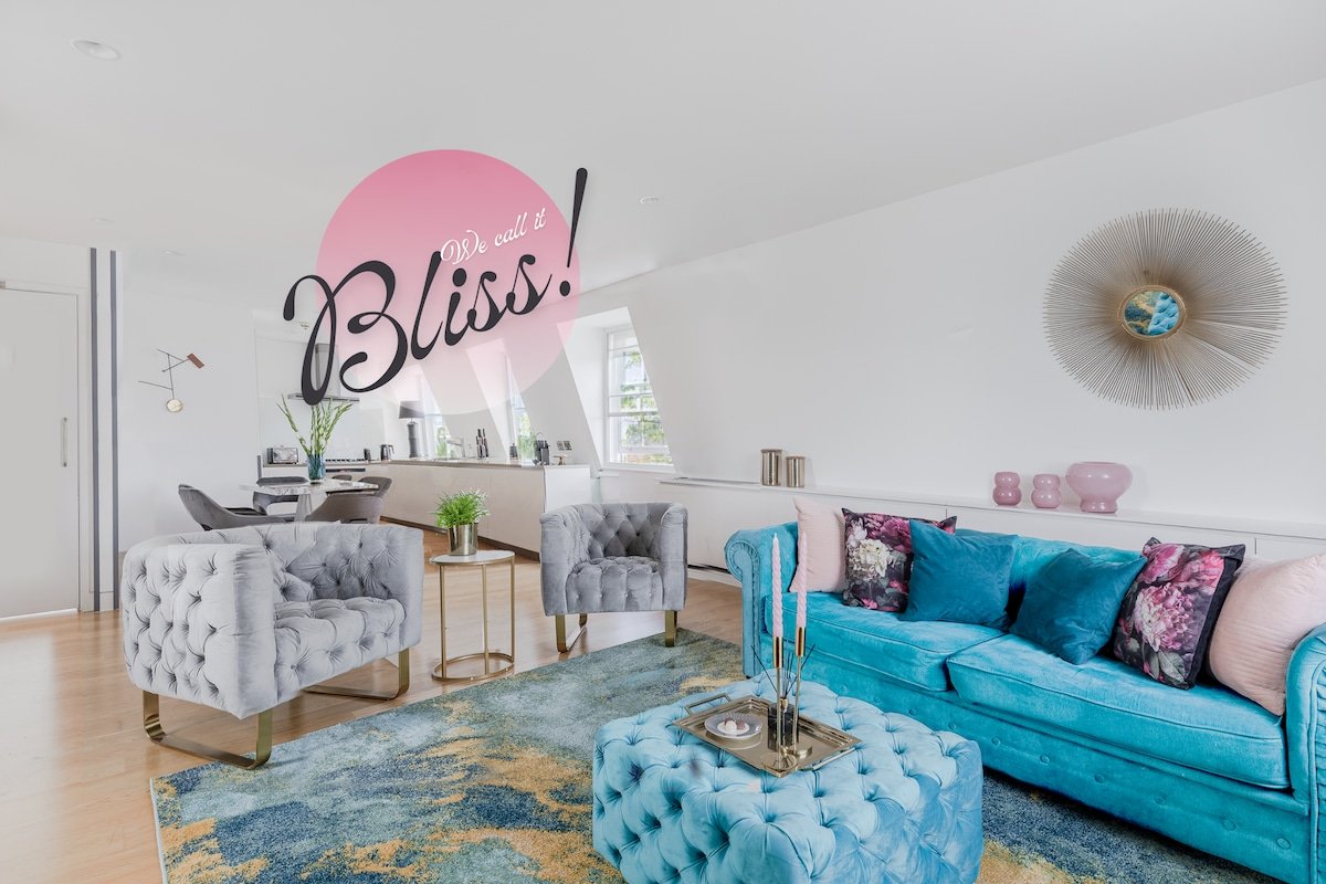 Stunning Covent Garden DREAM COME TRUE Surprise! gallery image 2