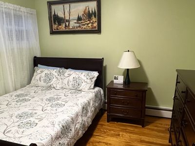 The Cozy House + Cottage In The City: Units 1 & 2