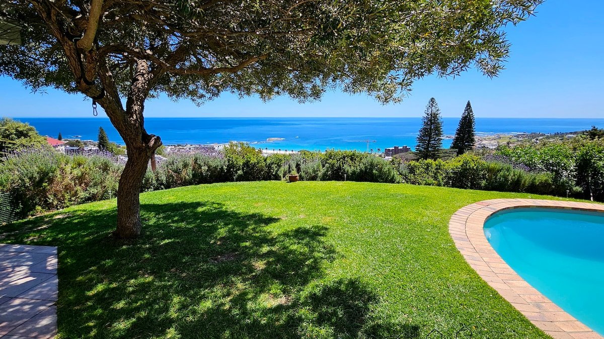 Camps Bay – Not Too Shabby Views gallery image 3