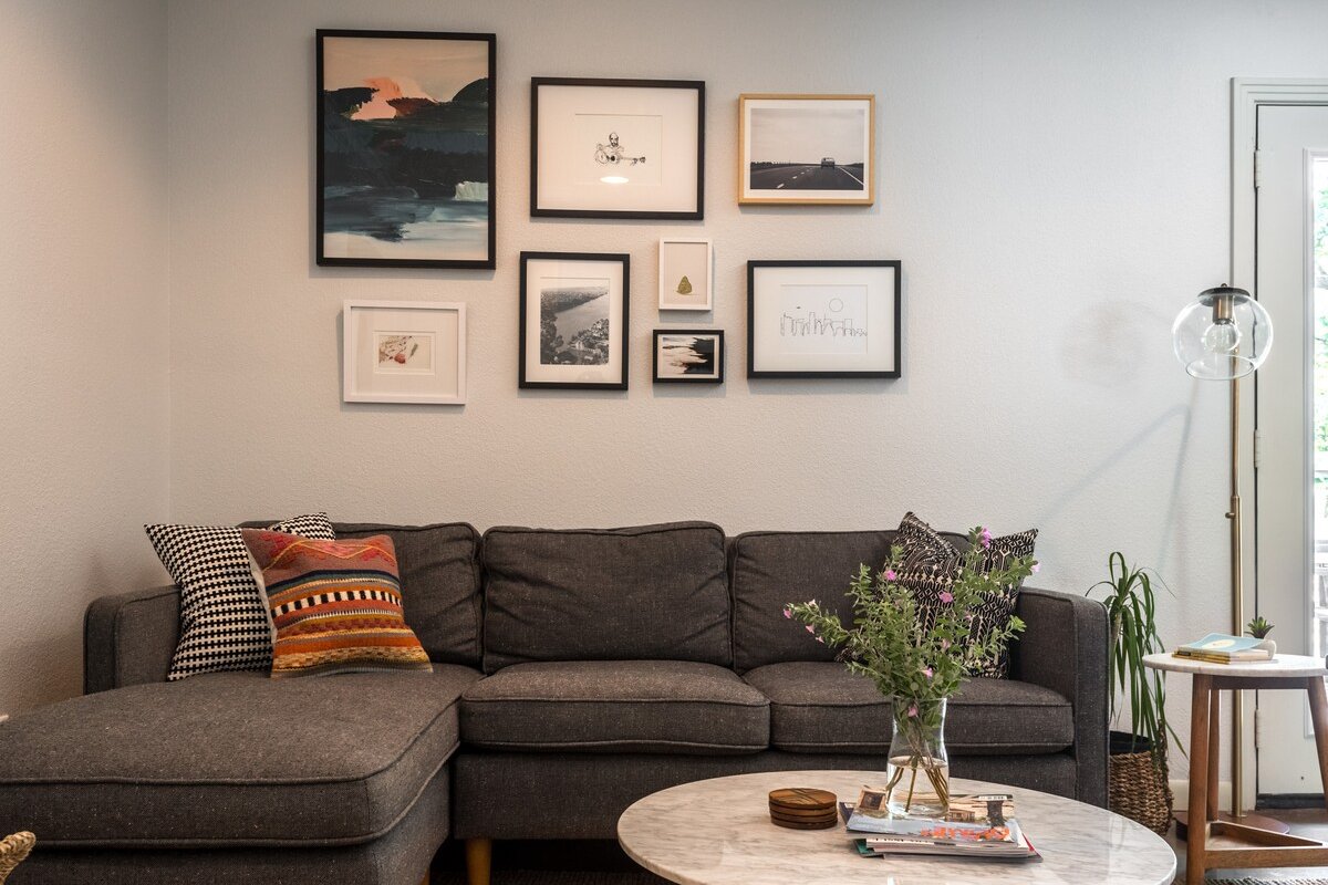 Barton Hills Butterfly Oasis with pool gallery image 4