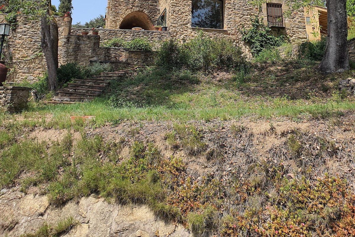 Can May Vell. Mirador de la Costa Brava. Empordà gallery image 2