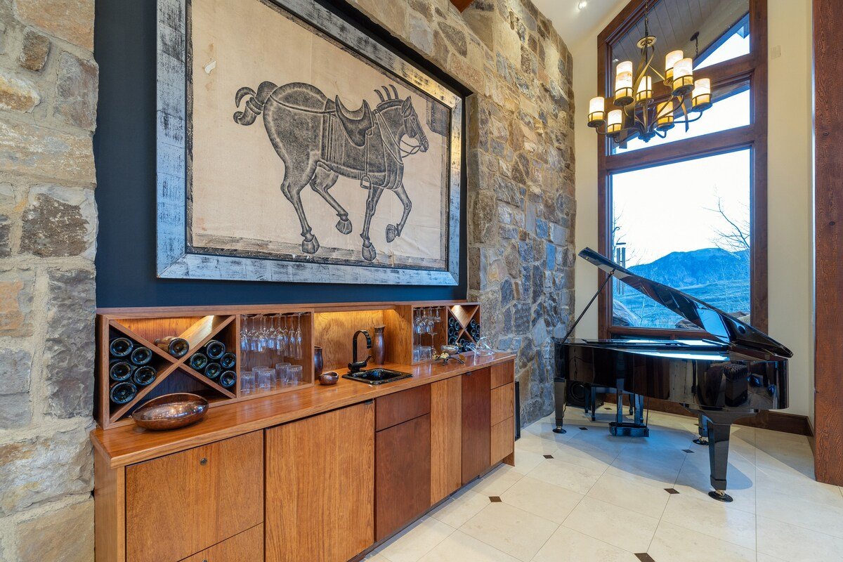 Amazing Views, Golf Sim, Hot Tub, Good for Groups! gallery image 4