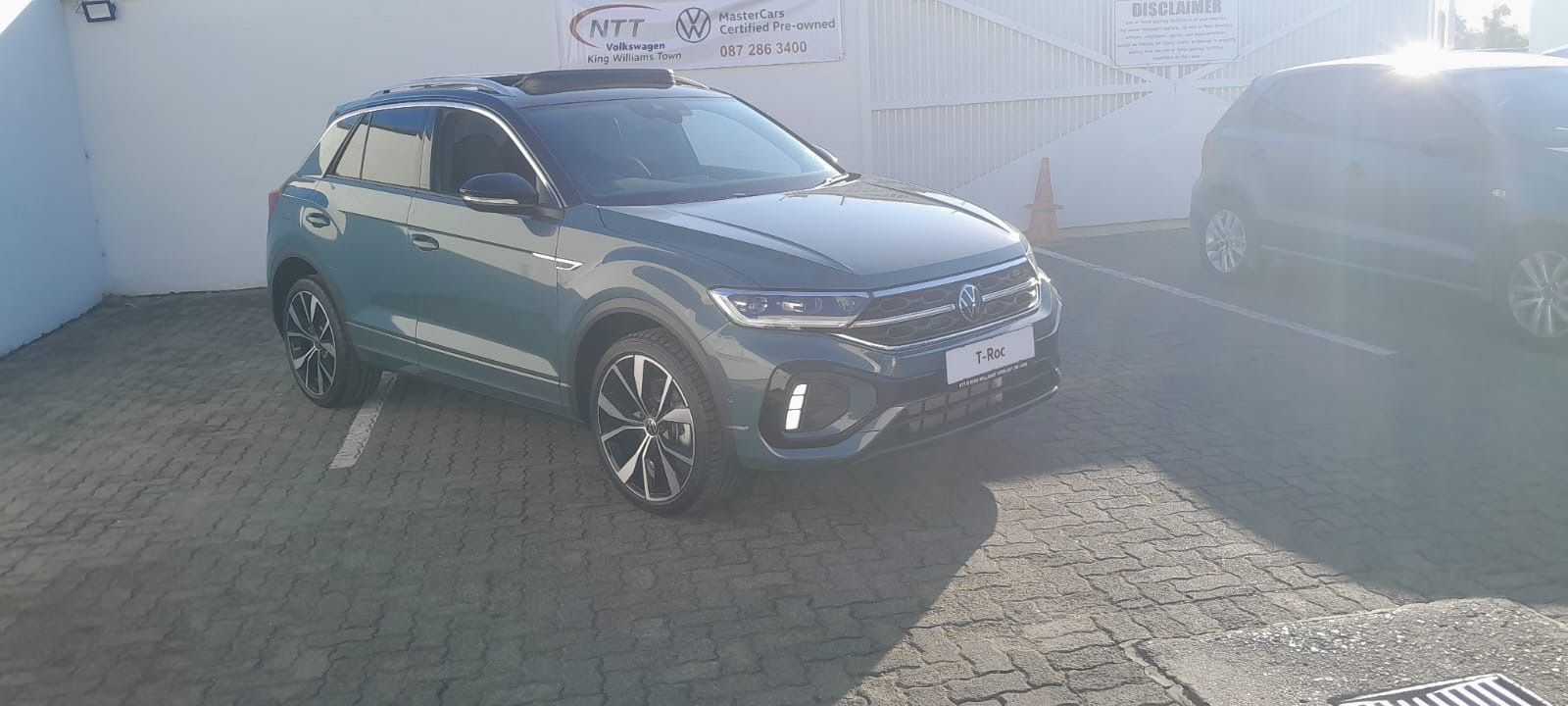 VOLKSWAGEN T-ROC 2.0 TSI 4M R-LINE DSG for Sale in South Africa
