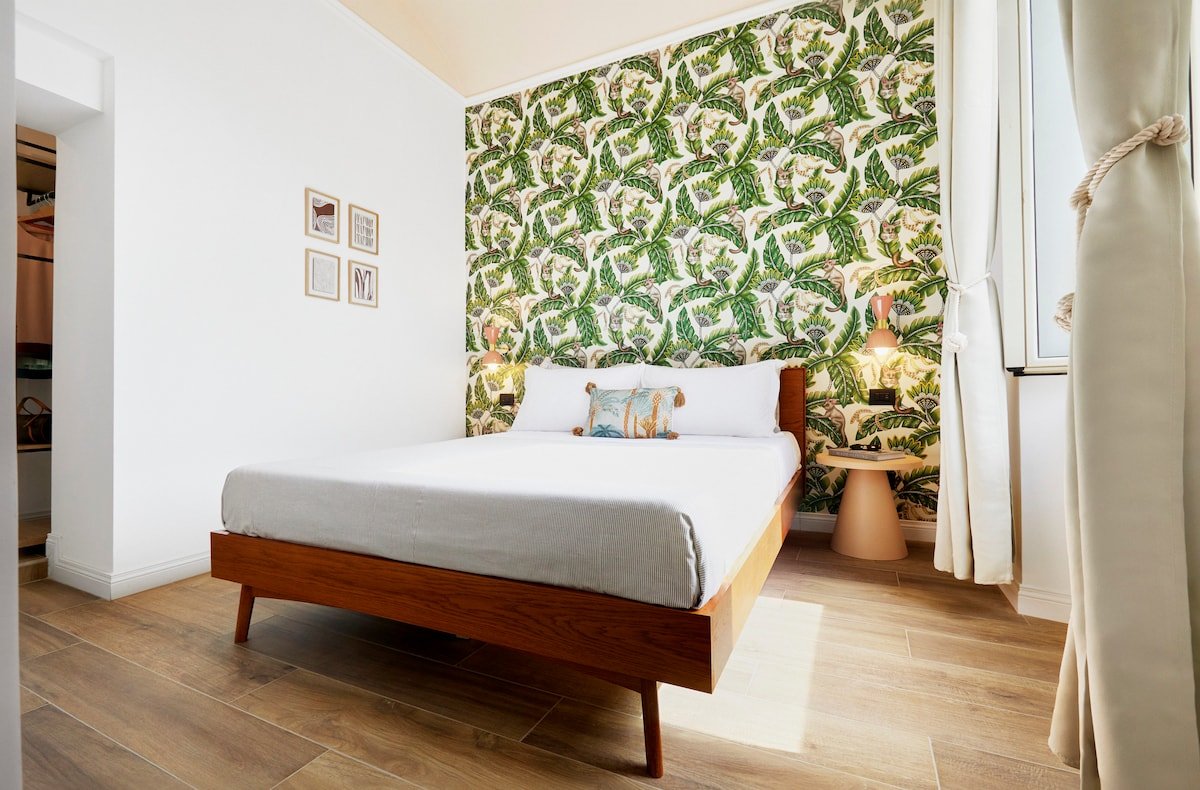 Tropical Spacious Flat Colosseum gallery image 5