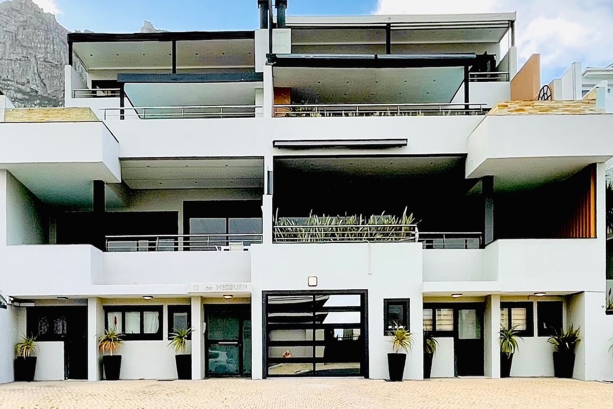 Sunset Boulevard Penthouse gallery image 3