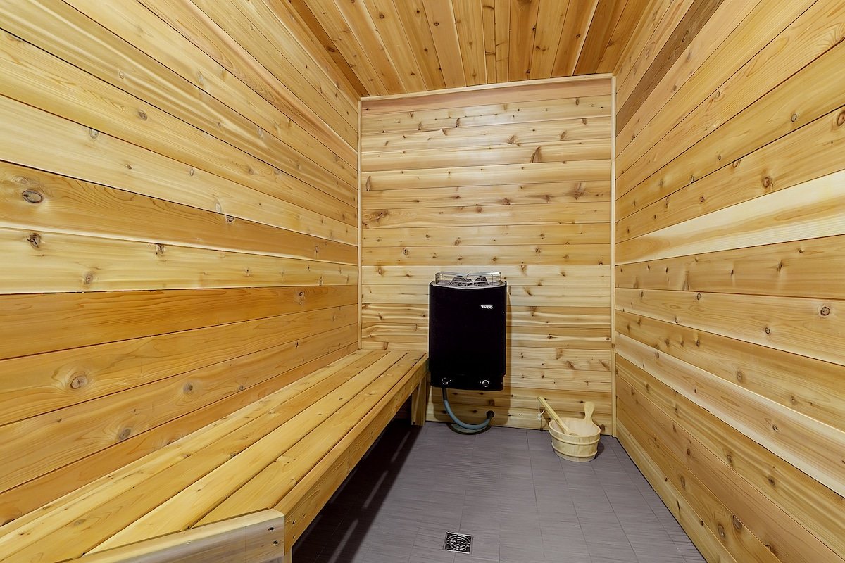 Barn on Lake Mille Lacs – Sauna-Fish-Hot Tub gallery image 4