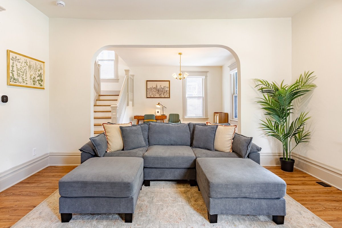 Newly Renovated Historic Gem | Centrally Located! gallery image 3