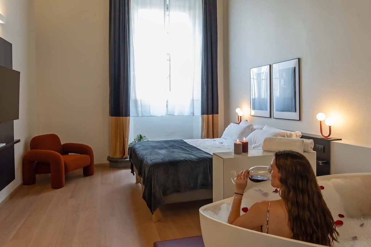 MDR Crystal Apartment gallery image 2