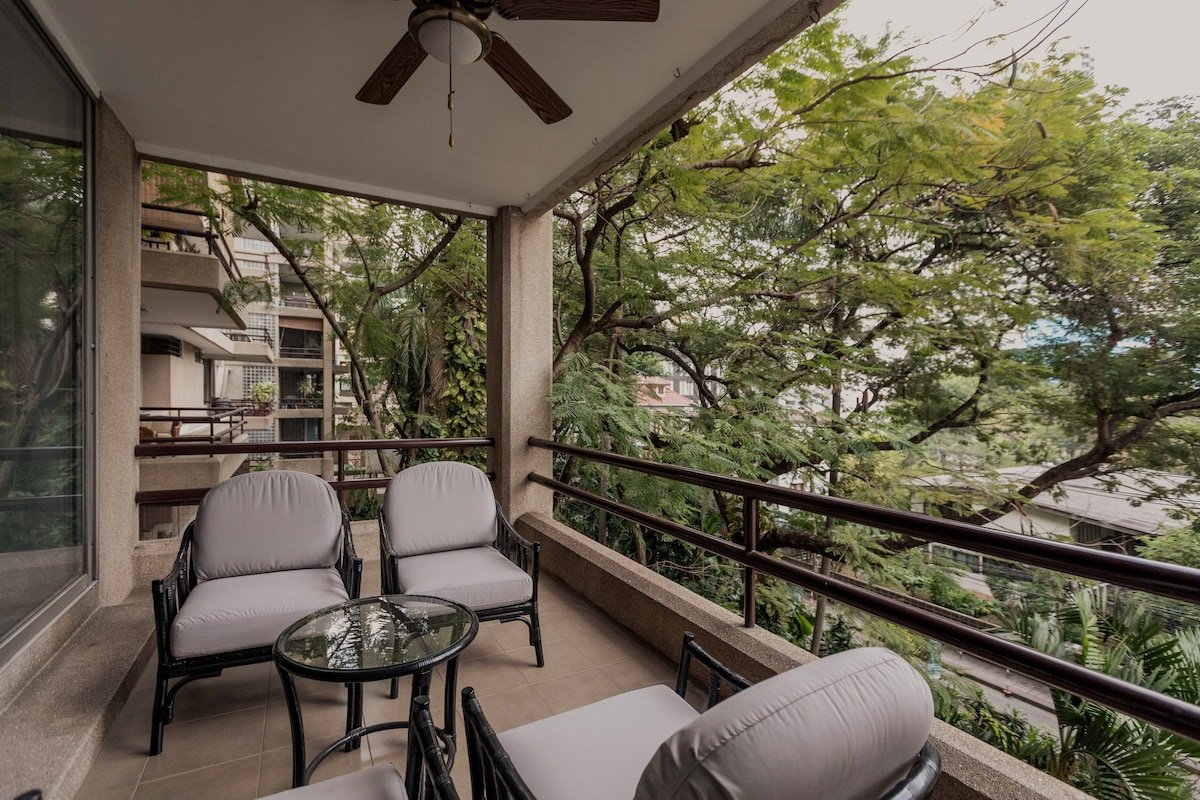 Modern spacious 3br in center bangkok 100 m. BTS gallery image 2