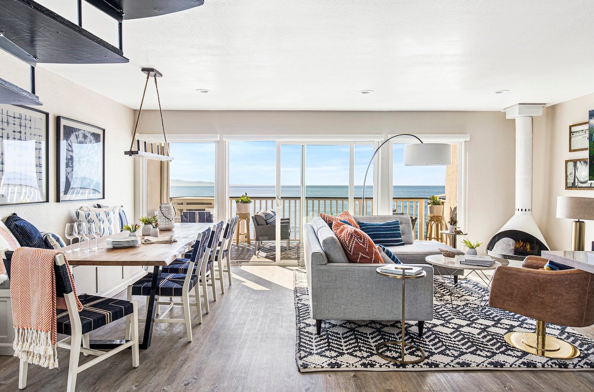 🍀Escape – Brand New Modern Chic Coastal Retreat🍀 gallery image 3