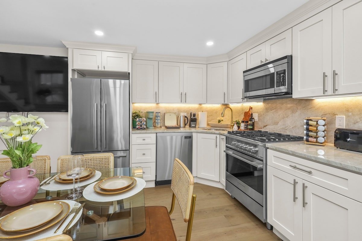 North End Entire House Downtown/TD Garden gallery image 4