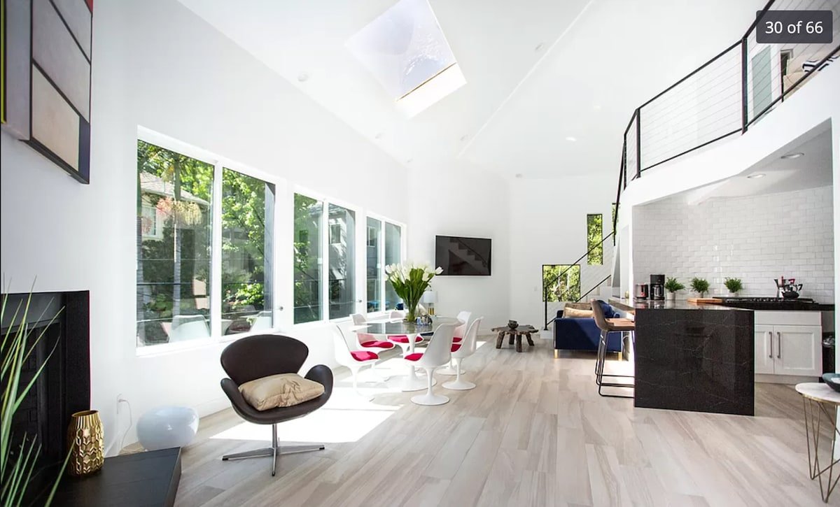 Modern luxury house in Beverly Hills cul-de-sac gallery image 5