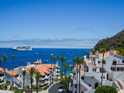 Holiday fun! Catalina Cove #45 OceanView+golf cart