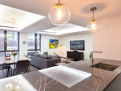 37GS Residences | 2bedroom Apt 208 near Piccadilly