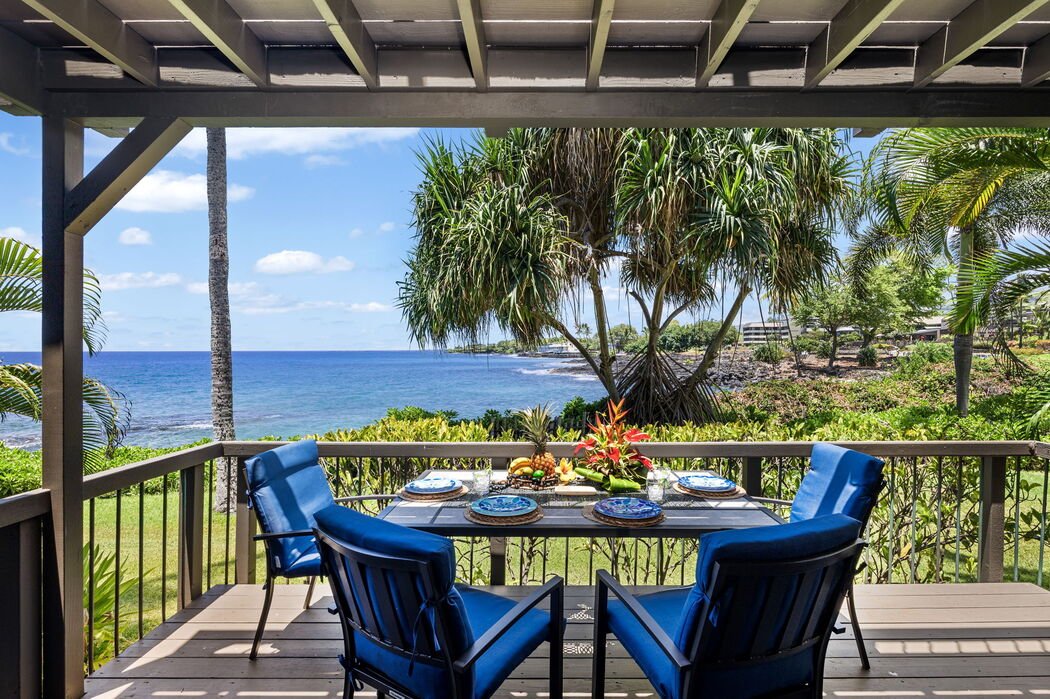 Beautiful Oceanfront | Air-Conditioned | Sleeps 6! gallery image 2