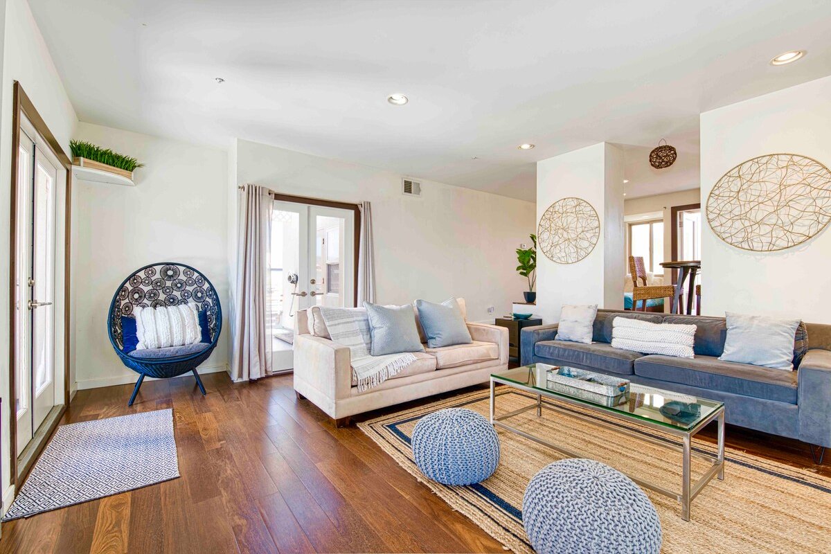 MB 3BR Oceanview Penthouse with HUGE Rooftop decks gallery image 5