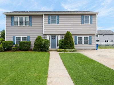 Walk to Beach. Newly Renovated. A/C