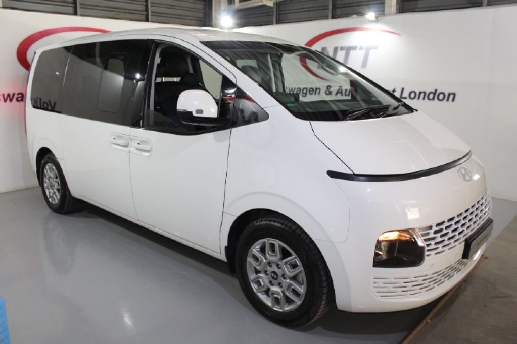 HYUNDAI STARIA 2.2D EXECUTIVE  for Sale in South Africa