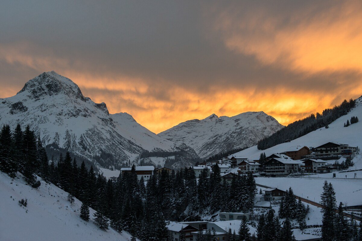 Chalet 1597 gallery image 3