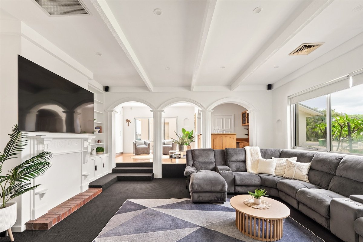 The Ranch—Beachside Pool Retreat with Tennis Court gallery image 3