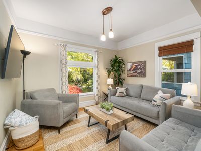 Paradise Haven-4 BR/2BA- Near Laurelhurst Park