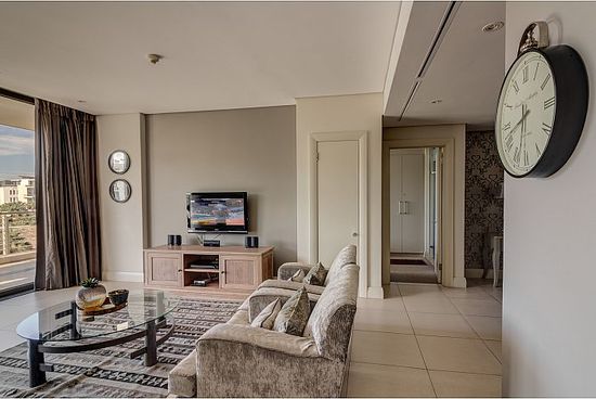 Photo 5 of Kylemore 309 accommodation in V&A Waterfront, Cape Town with 2 bedrooms and 2 bathrooms