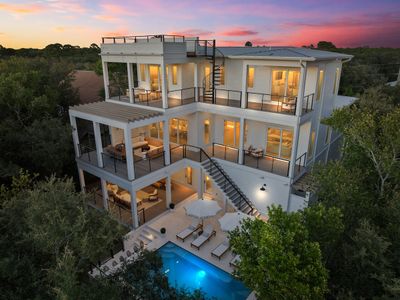 GULF VIEWS! Pool, LSV, 2 Kitchens! Sleeps 20! PETS