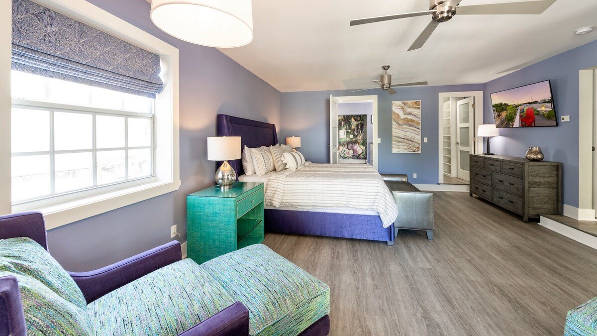 Maya’s Secret Treasure at Duval – Unique Condo gallery image 4