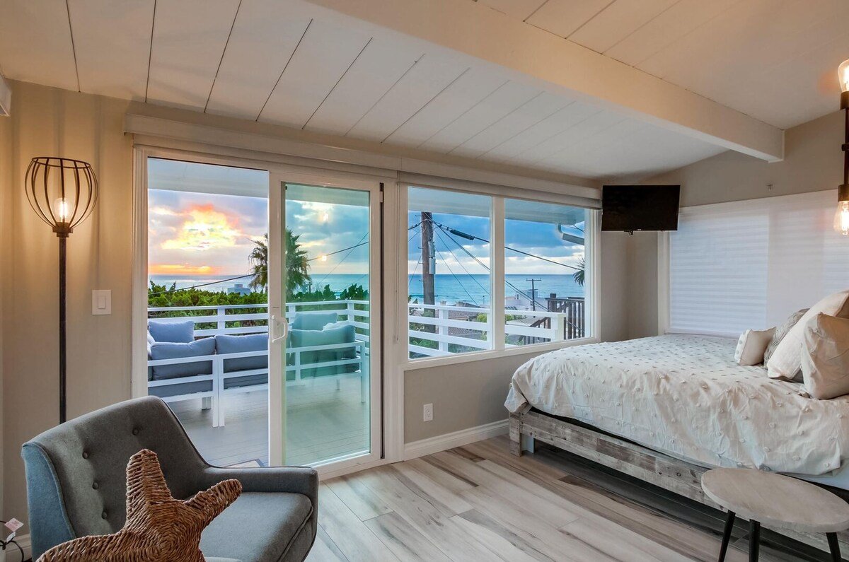 Bird Rock Luxury | Ocean View | Fire Pit | AC gallery image 5